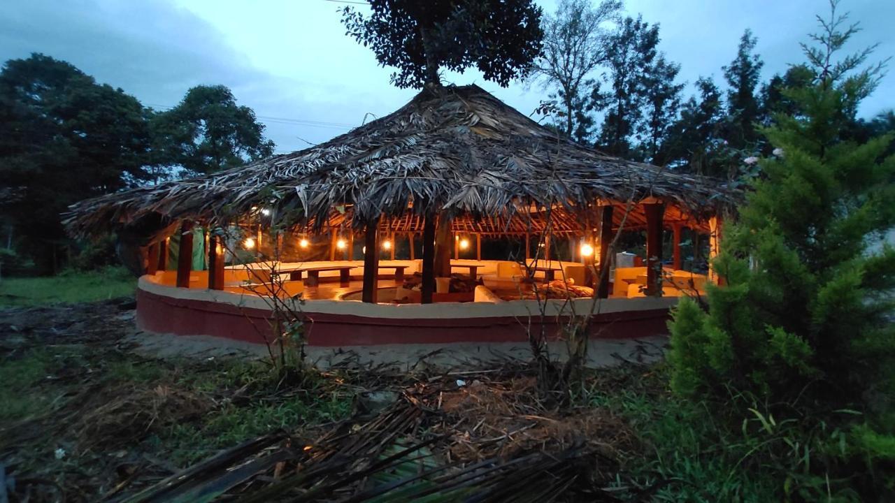 Stoneage Resort 瑟格莱什布尔 外观 照片
