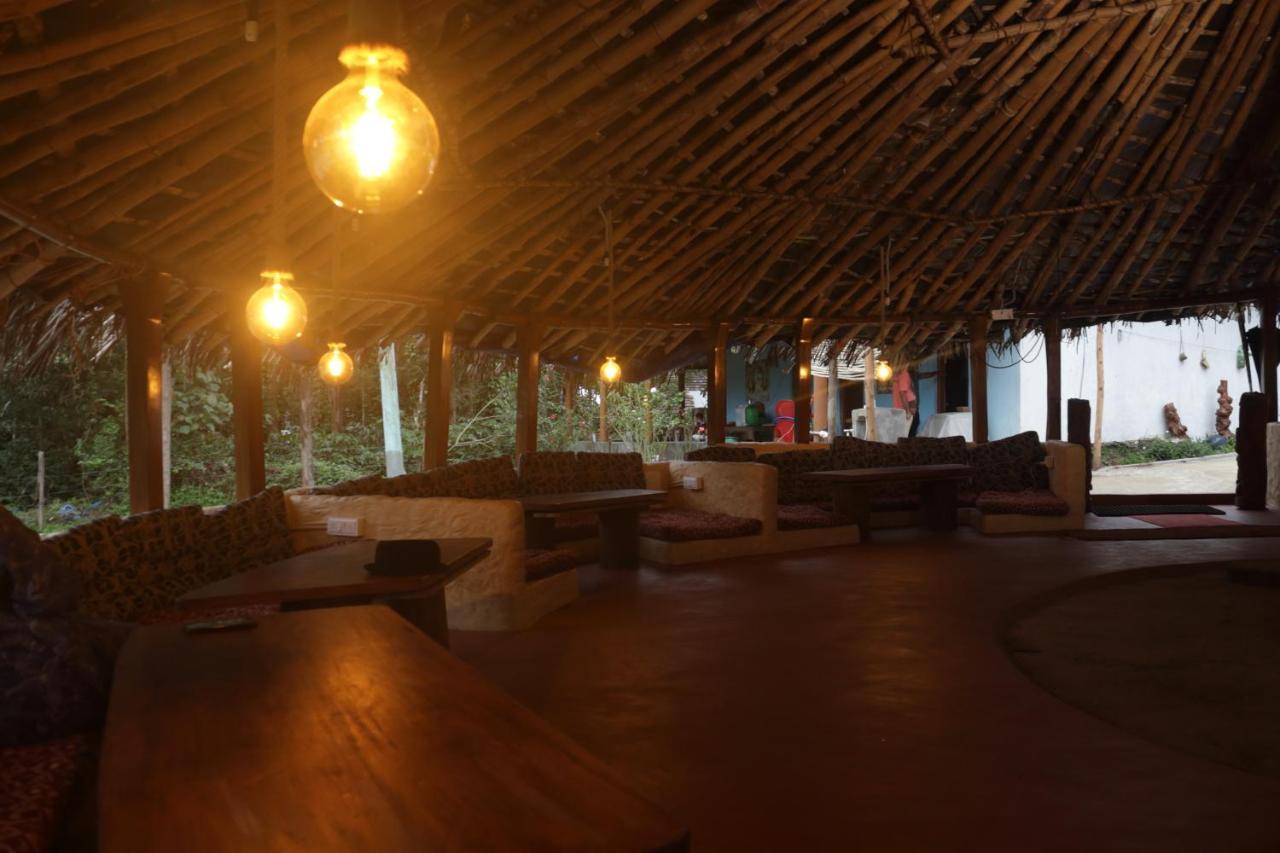 Stoneage Resort 瑟格莱什布尔 外观 照片