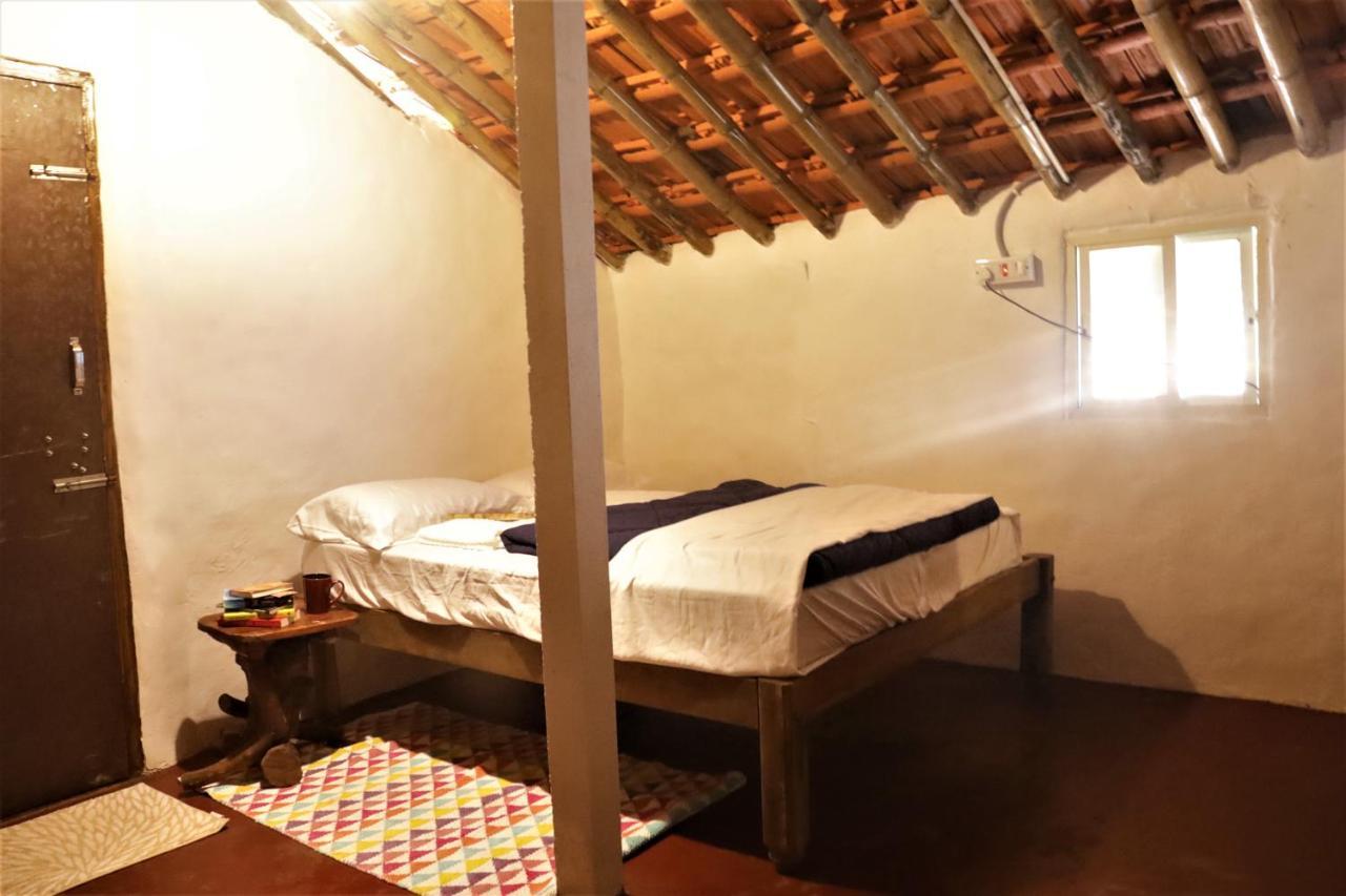 Stoneage Resort 瑟格莱什布尔 外观 照片