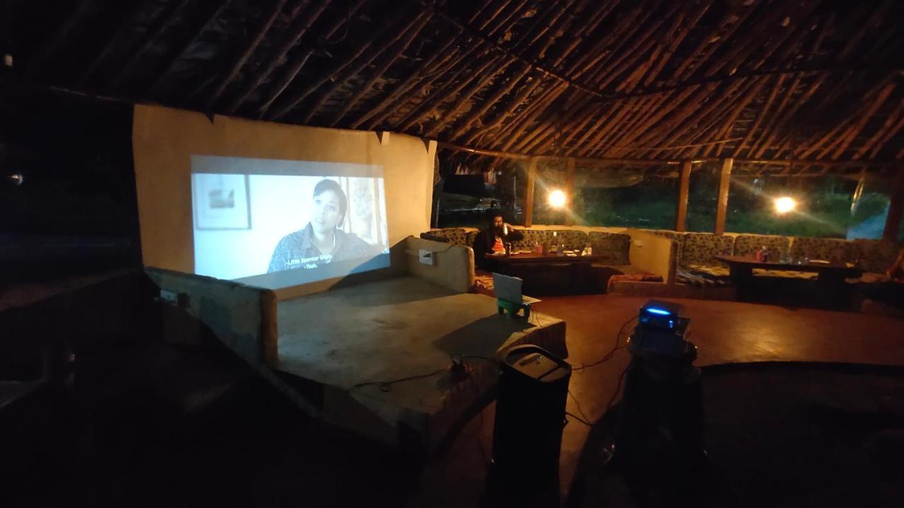 Stoneage Resort 瑟格莱什布尔 外观 照片